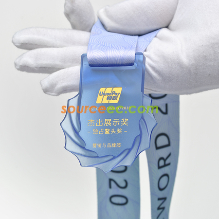 客製化琉璃獎牌禮品