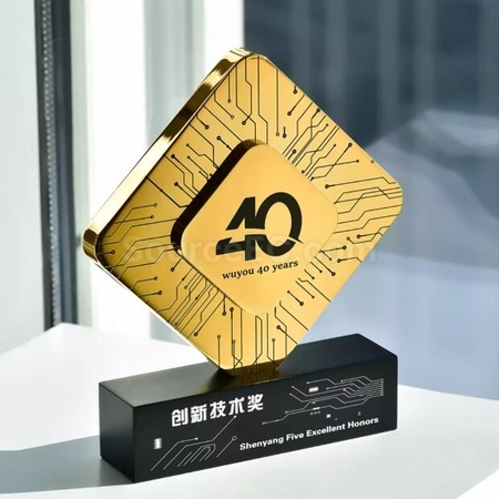 客製化獎盃禮品