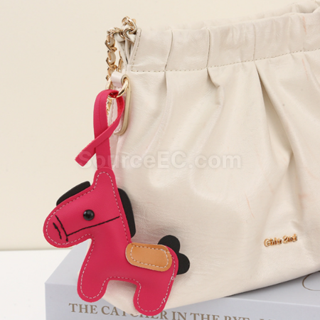 客製化PU皮革小馬掛件禮品