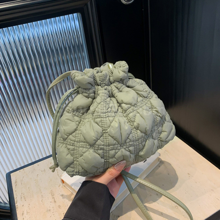 客製化菱格抽繩束口雲朵包禮品