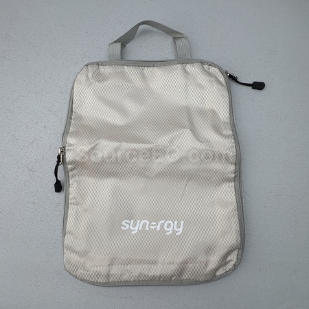 旅行禮品, 旅遊紀念品, 旅行贈品, 旅行手提袋, 手提行李包, 收納袋, 洗漱包, 海關密碼鎖, 行李牌, 行李帶, 護照套夾, 旅行套裝, U型頸枕, 洗漱套裝, 旅遊用品, 客製禮品, 禮贈品公司, 台灣禮品, 紀念品, 禮品批發商, 客製化商品, 企業禮品, 商務禮品, 文具, 文儀用品, 環保禮品, 客製禮物, 禮物包裝