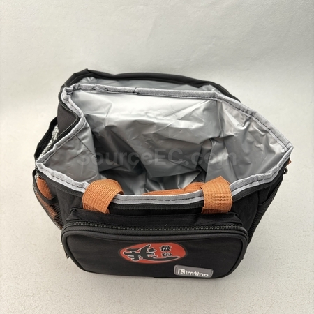 冰袋, 保溫包, 客製袋, 禮品袋, 客製紙袋, 索繩袋, 束口袋, 束口包, 手提包, 手提袋, 旅行包, 旅行袋, 電腦袋, 背包, 背囊, 公事包, 收納袋, 收納包, 拉鍊袋, 化妝包, 購物袋, 帆布袋, 保溫袋, 飯盒袋, 運動包, 腰包, 無紡布袋, 不織布袋, 環保袋, 購物拉車, 相機包, 客製禮品, 禮贈品公司, 台灣禮品, 紀念品, 禮品批發商, 客製化商品, 企業禮品, 商務禮品, 文具, 文儀用品, 環保禮品, 客製禮物, 禮物包裝