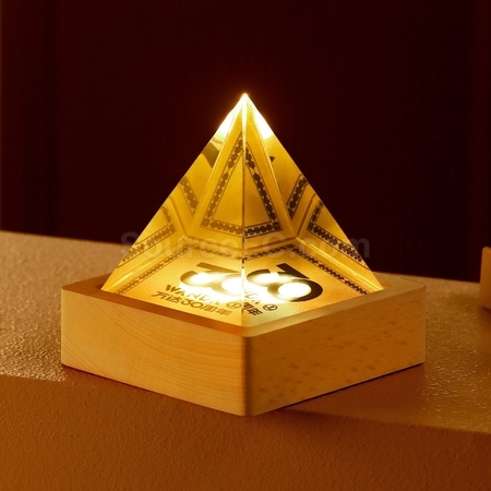 客製化發光水晶獎座禮品