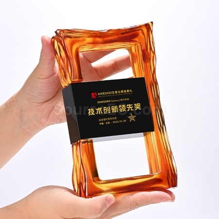 客製化長方框型琉璃水晶獎杯禮品
